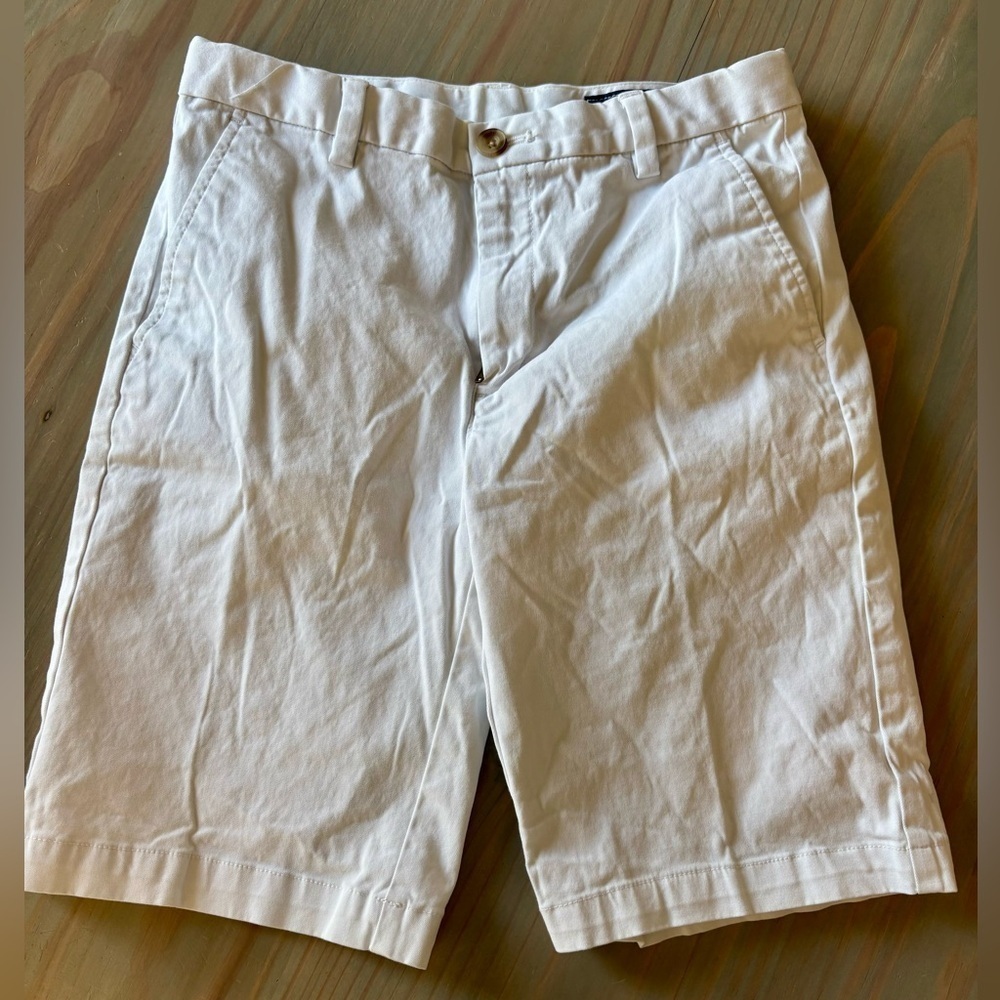 Vineyard Vines Boy’s 9” Breaker Short in White Cap Size 14